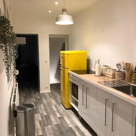 Maison De Ville Avec Garage Proche Centre-ville Holiday home